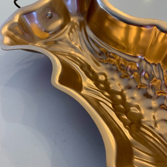 Vintage Copper Fish Mold - Picture 6 of 8